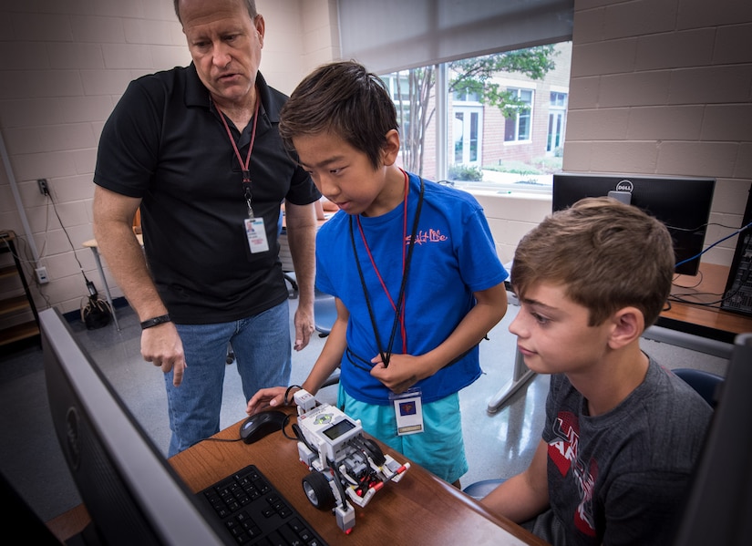 Space and Naval Warfare Systems Center (SSC) Atlantic hosted their fifth annual Cyber Security Summer Camp at Burke High School June 19-23. More than 30 SSC Atlantic employees volunteered along with others from Trident Technical College, instructing more than 135 students from Charleston, Berkeley and Dorchester county school districts.