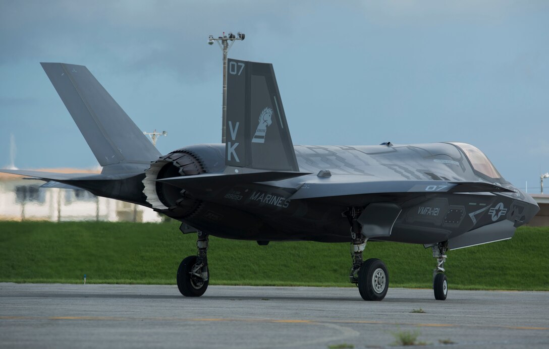 U.S. Marine Corps F-35B Lightning II aircraft makes its way off the flight line after a hot pit refuel on Kadena Air Force Base, Okinawa, Japan, June 27, 2017. The Marines are with Marine Fighter Attack Squadron 121, Marine Aircraft Group 36, 1st Marine Aircraft Wing. The two-day exercise enabled the U.S. Air Force and Marine Corps to improve interoperability and develop tactics, techniques and procedures involving the new aircraft for future joint FARP operations throughout the Indo-Asia Pacific Theater. (U.S. Marine Corps photo by Lance Cpl. Deseree Kamm)