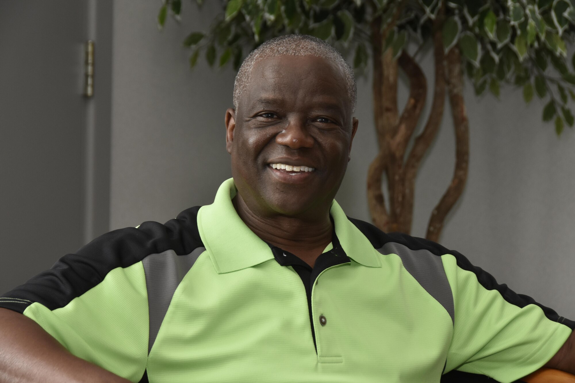 AEDC software engineer Tommie Heard remembers his first day at Arnold Air Force Base almost 45 years ago as he departs on his retirement day June 23, 2017. (U.S. Air Force photo/Rick Goodfriend)