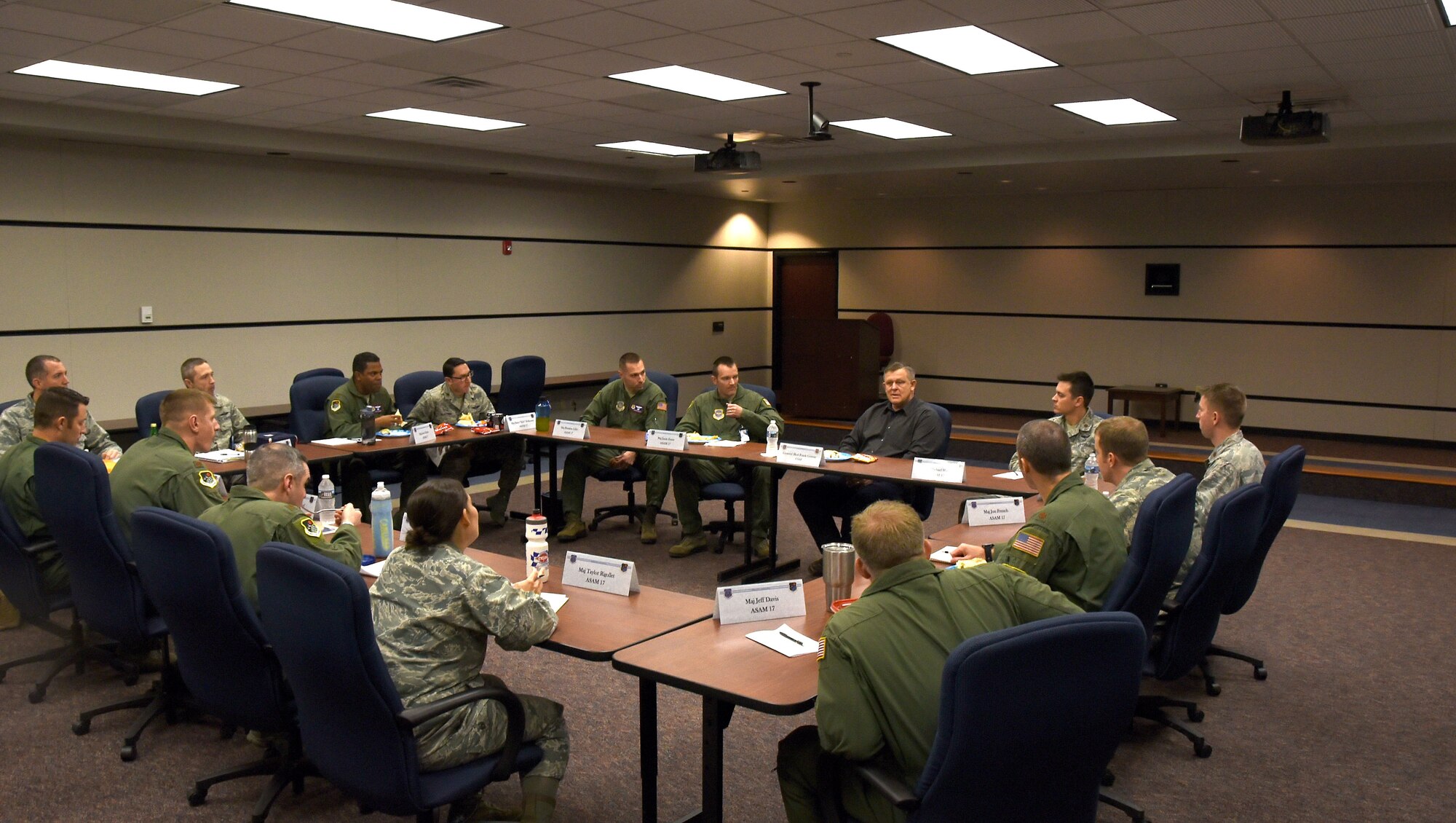 Retired Gen. Frank Gorenc, the former U.S. Air Forces in Europe and Air Forces Africa commander, sits down with Advanced Study of Air Mobility students while visiting the Expeditionary Operations School on Joint Base McGuire-Dix-Lakehurst, New Jersey, Feb. 28. (U.S. Air Force photo by Tech. Sgt. Jamie Powell)