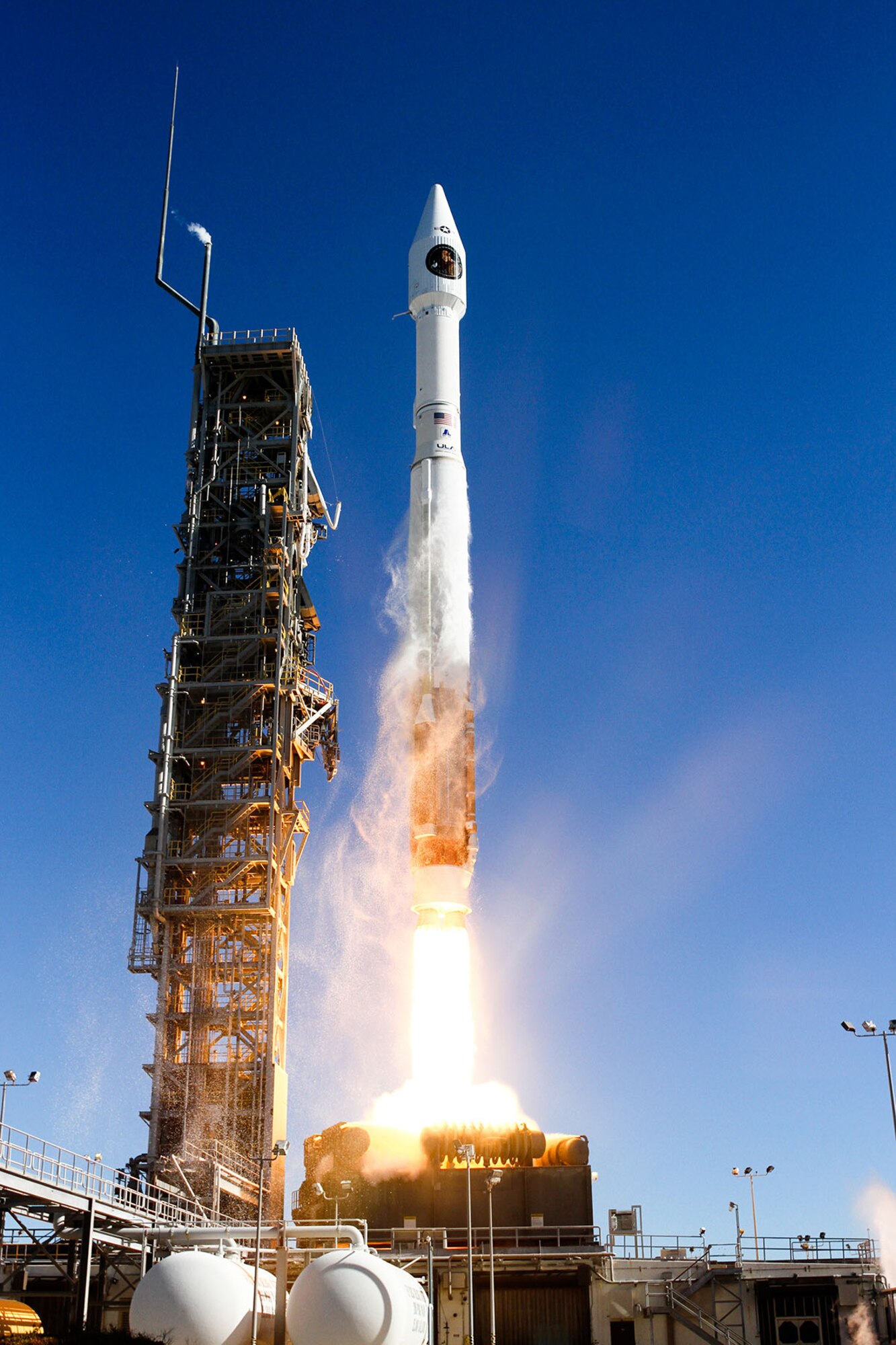 An Atlas V rocket carrying the NROL-79 mission lifts off from Vandenberg AFB's Space Launch Complex-3 at 9:50 a.m. PST, March 1.(Photo courtesy of United Launch Alliance) 


