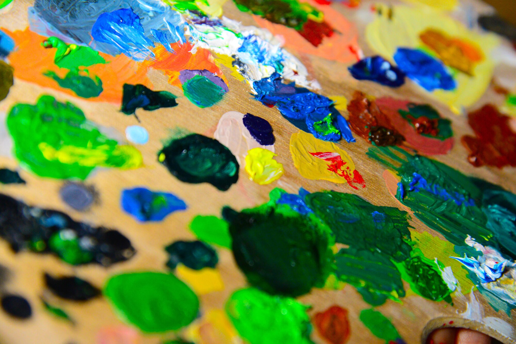 Airman 1st Class Yoli Alvarez Hernandez, 341st Medical Operations Squadron mental health technician, painters wheel when not in use Feb. 28, 2017, at the dorm complex at Malmstrom Air Force Base, Mont. Some artists use both acrylic and oil paints to create works of art. (U.S. Air Force photo/Airman 1st Class Magen M. Reeves)