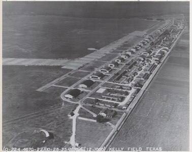 An aerial shot of Kelly Field in 1928 outlines the layout of the airfield. 