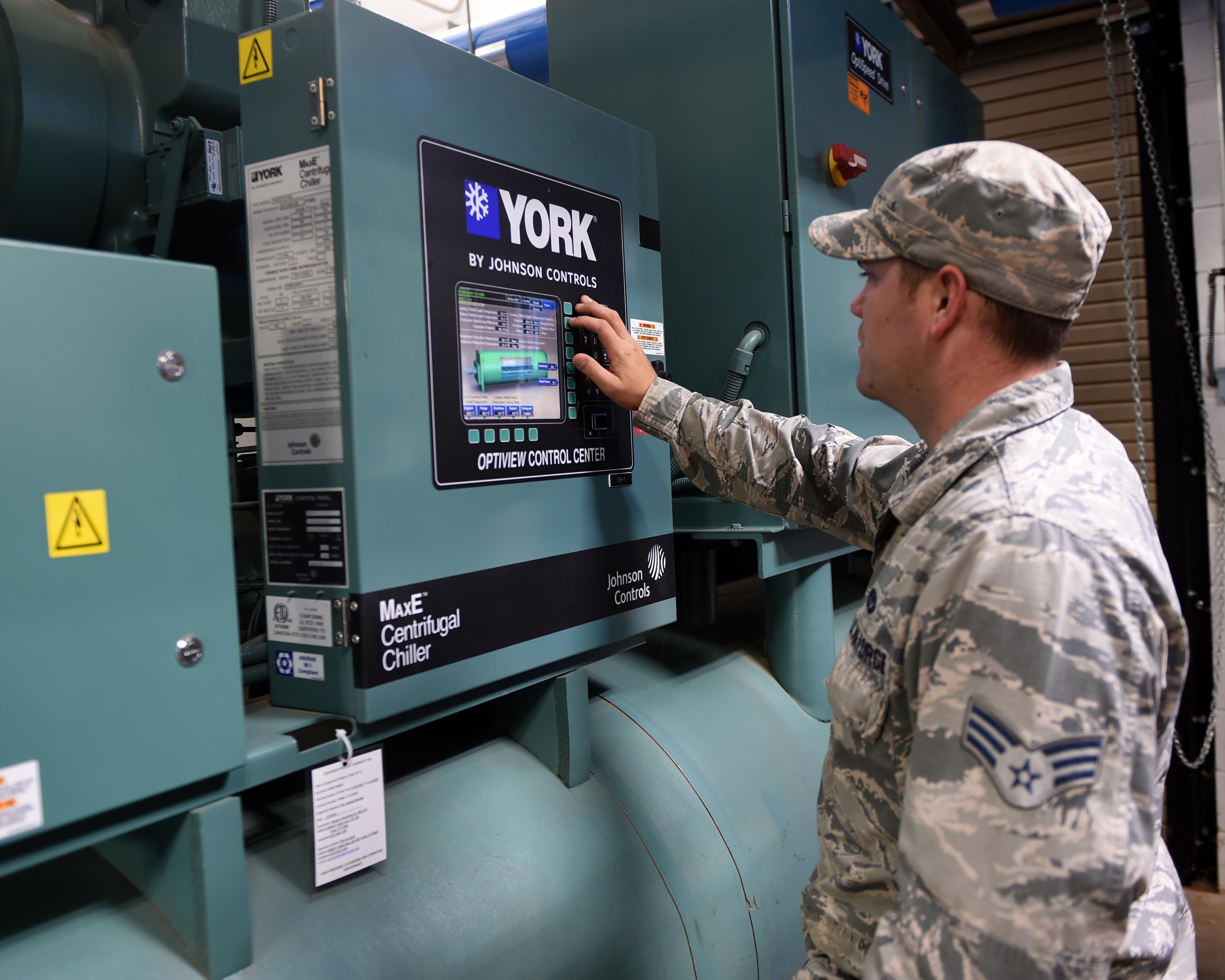 Dyess goes full steam ahead on base energy program > Dyess Air Force