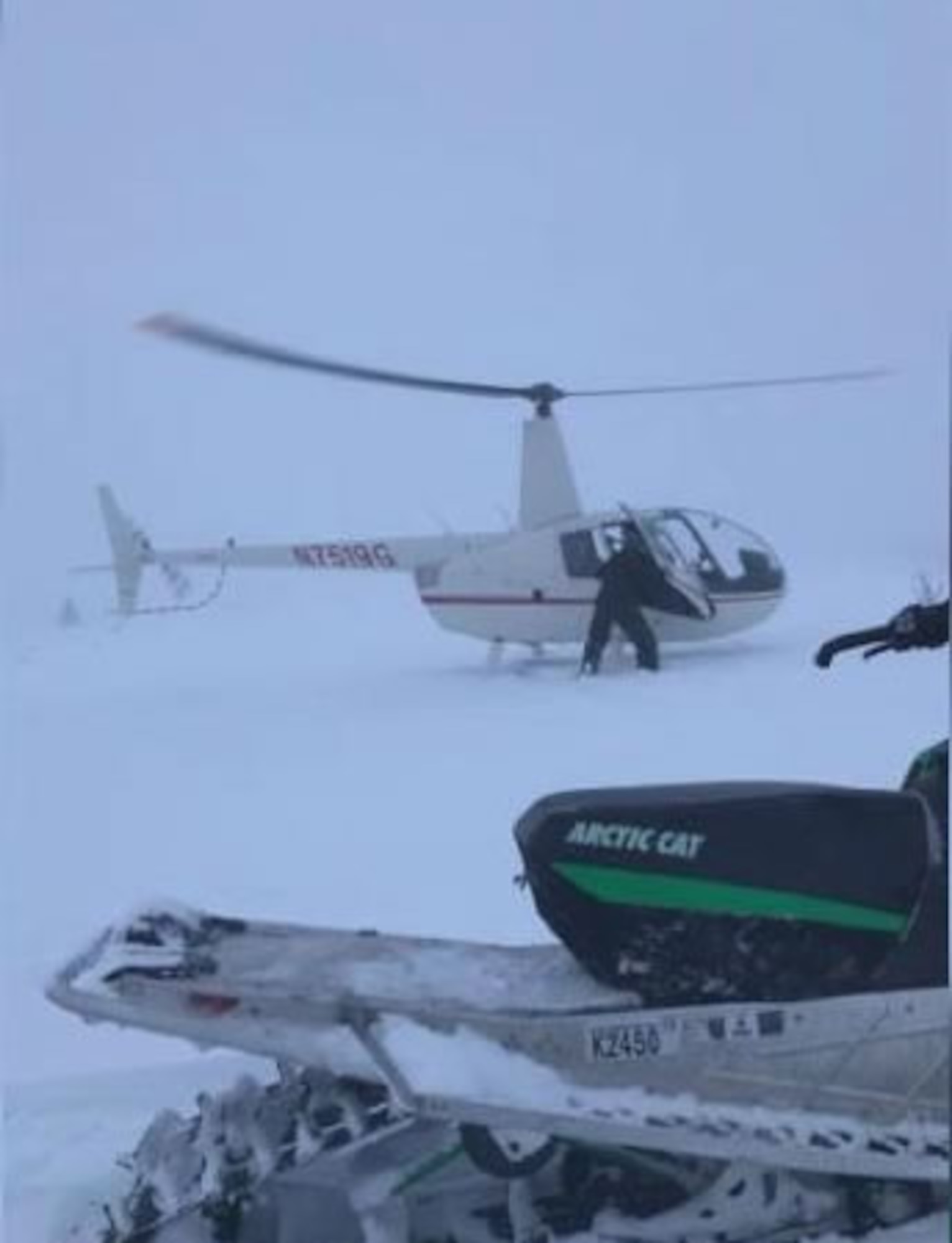 Snowmachiners describe backcountry recovery effort after deadly accident