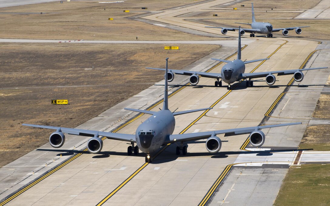 459th Air Refueling Wing KC-135R Stratotankers conduct an elephant walk during an alert exercise at Joint Base Andrews, Maryland, March 5, 2017. The term “elephant walk” has been used since World War II when large numbers of aircraft would line up for rapid response take-off. Onlookers said the procession looked like elephants headed to a watering hole, and name has been part of the U.S. Air Force lexicon ever since. (U.S. Air Force photo/Tech. Sgt. Kat Justen)
