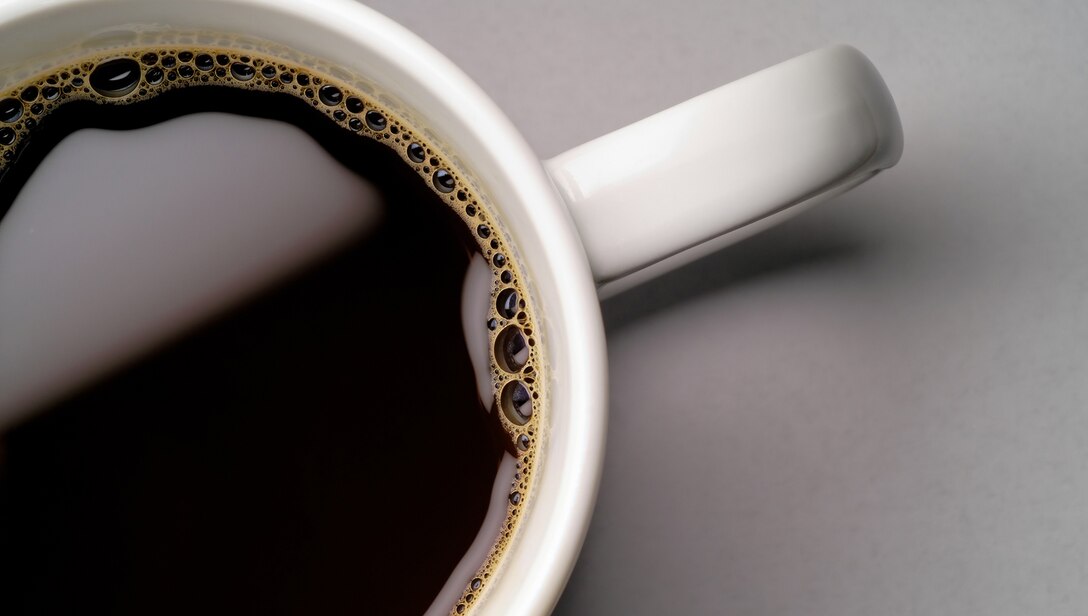 Do we need to have a cup of coffee? Editorial on leadership and management. 