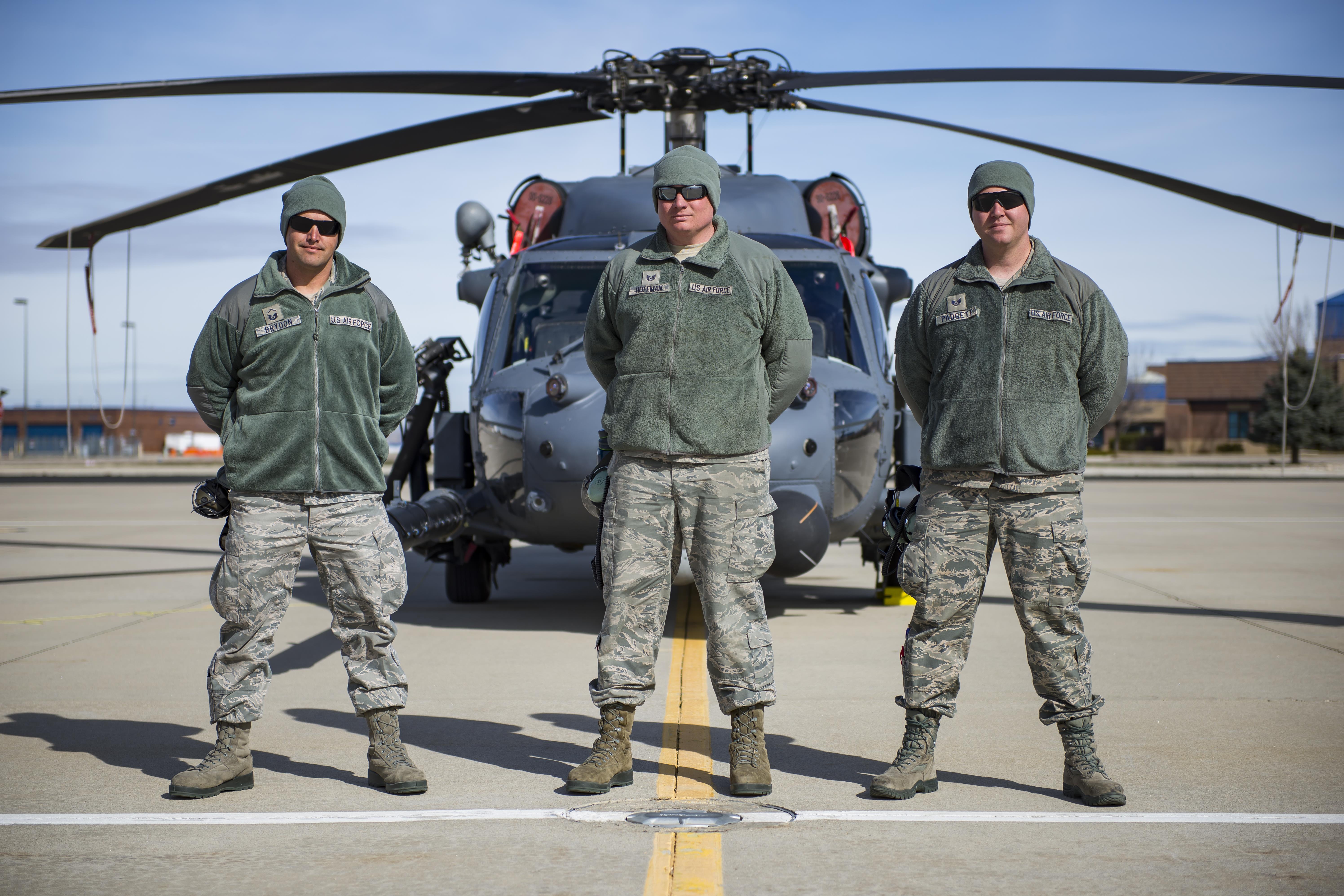 Live Fire Training Prepares Helicopter Crews For Deployment