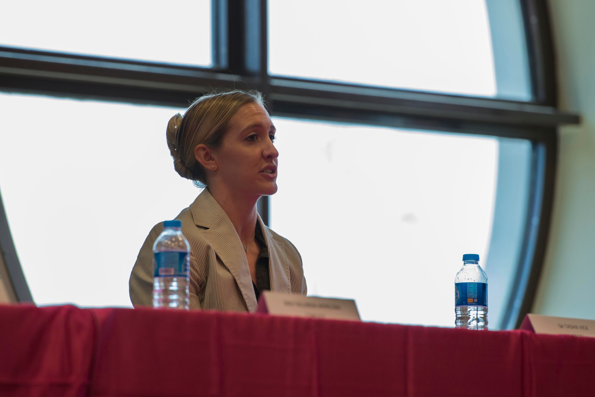 U.S. Air Force Special Agent Tasha Vick, Air Force Office of Special Investigations Det. 522 commander, speaks at Incirlik’s International Women’s Day lunch and learn event March 8, 2017, at Incirlik Air Base, Turkey. Vick explained how she balances her family and work life. (U.S. Air Force photo by Airman 1st Class Devin M. Rumbaugh)