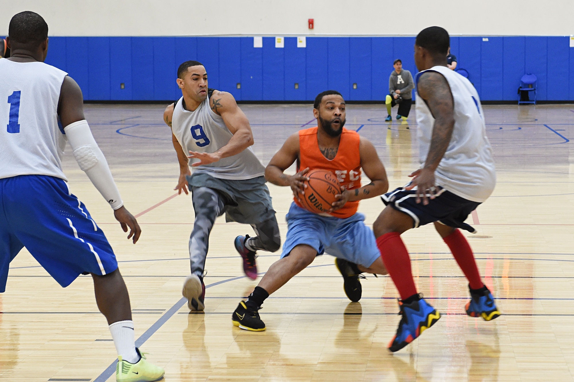 Soldiers compete in the intramural basketball championship at the Joint Base Elmendorf-Richardson Buckner Physical Fitness Center, Alaska, March 11, 2017. Soldiers from Alpha Company, 6th Brigade Engineer Battalion, 4th Infantry Brigade Combat Team (Airborne), 25th Infantry Division, took first place against Soldiers from the 2nd Battalion, 377th Parachute Field Artillery Regiment, 4/25th IBCT (A). 