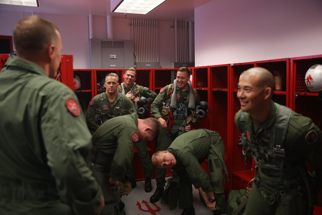 Maj. Gen. Mark Wise, commanding general of 3rd Marine Aircraft Wing, encourages pilots from Marine Fighter Attack Squadron (VMFA) 232 “Red Devils” before their departure from Marine Corps Air Station Miramar, Calif., March 11. Marine Fighter Attack Squadron (VMFA) 232 “Red Devils,” the oldest Marine fighter attack squadron, will spend six months training in the Asia-Pacific region and northern America.  (U.S. Marine Corps photo by Sgt. David Bickel/Released)