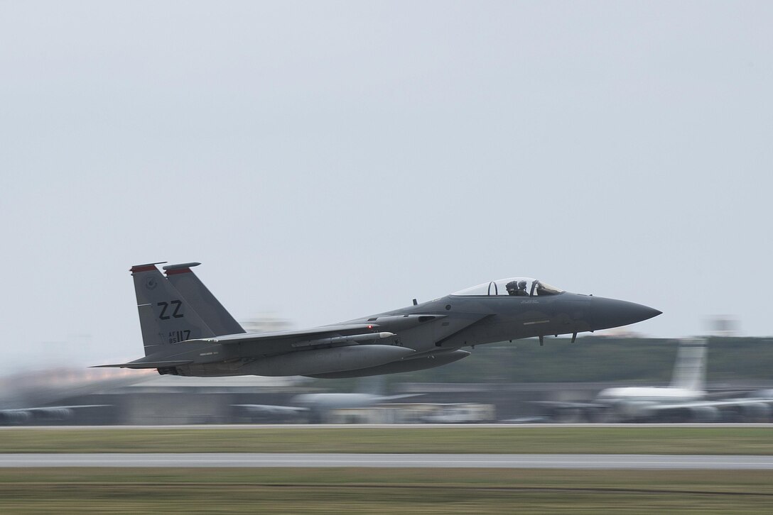 A U.S. Air Force F-15 Eagle from the 67th Fighter Squadron takes off March 16, 2017, at Kadena Air Base, Japan. The F-15’s superior maneuverability and acceleration are achieved through high engine thrust-to-weight ratio and low wing loading. (U.S. Air Force photo by Airman 1st Class Corey Pettis/Released) 