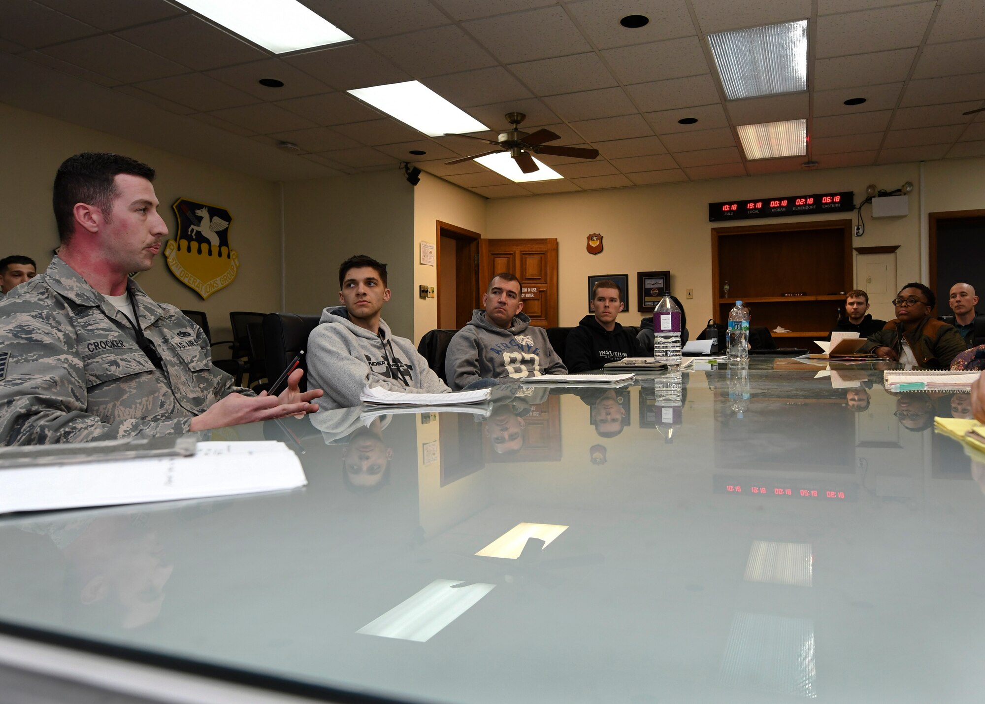 U.S. Air Force Tech. Sgt. Jonathan Crocker, 51st Aircraft Maintenance Squadron flightline expediter, participates in a discussion during an Airpower Leadership Academy course at Osan Air Base, Republic of Korea, March 15, 2017. Because of the discussion aspect of the class, students are able to have frank discussions about situations they’ve encountered, and find alternative perspectives and solutions. (U.S. Air Force photo by Airman 1st Class Gwendalyn Smith)