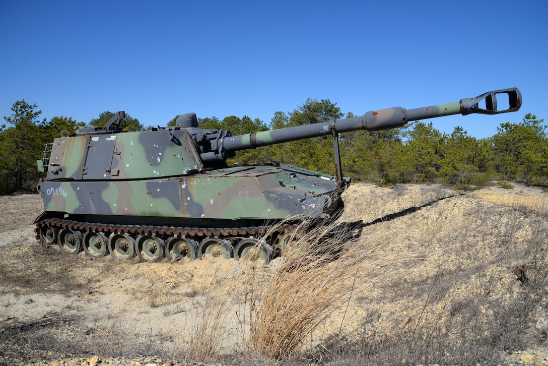 A picture of a demilitarized 155mm M109 self-propelled howitzer.