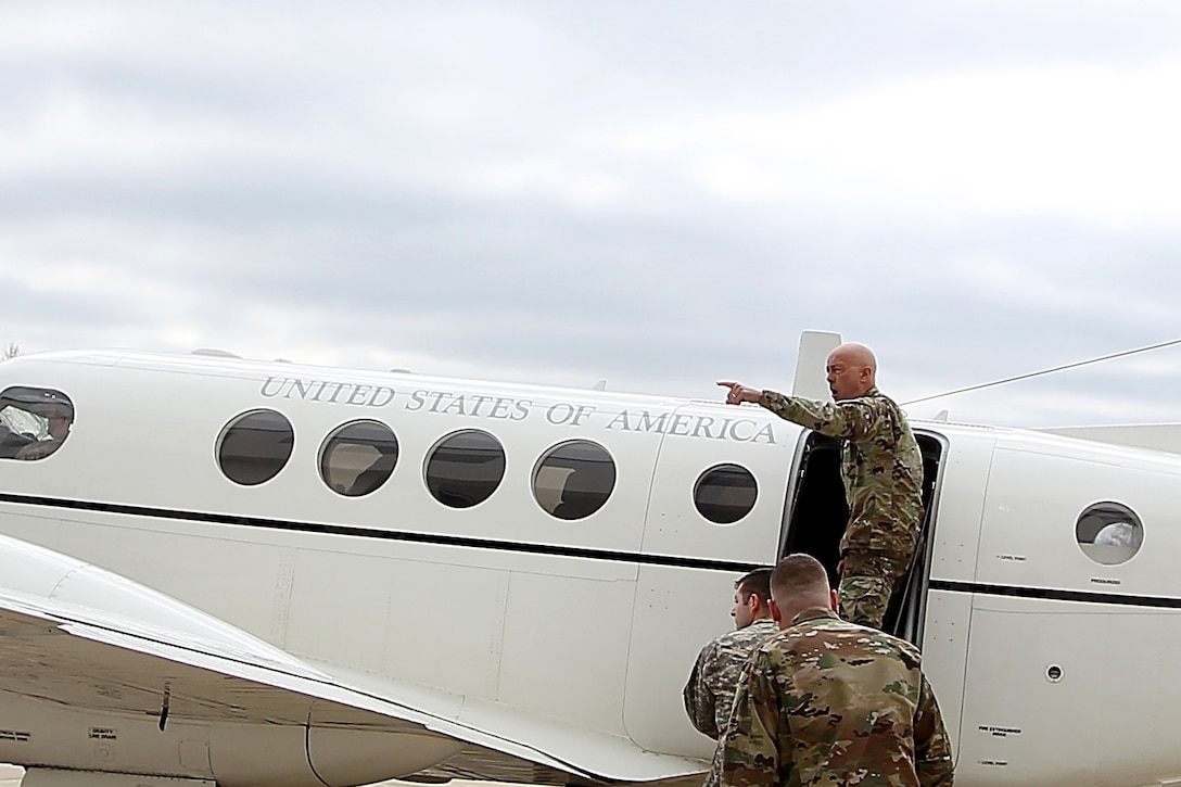 LTG Charles Luckey, Commanding General, U.S. Army Reserve, exclaims a few remarks before boarding his flight following a visit to Fort McCoy, Wisconsin for Operation Cold Steel in a second visit to the exercise on Mar. 18, 2017. Operation Cold Steel is the U.S. Army Reserve’s crew-served weapons qualification and validation exercise to ensure that America’s Army Reserve units and Soldiers are trained and ready to deploy on short-notice and bring combat-ready and lethal firepower in support of the Army and joint partners anywhere in the world. 475 crews with an estimated 1,600 Army Reserve Soldiers will certify in M2, M19 and M240 Bravo gunner platforms.
(U.S. Army Reserve photo by Master Sgt. Anthony L. Taylor)