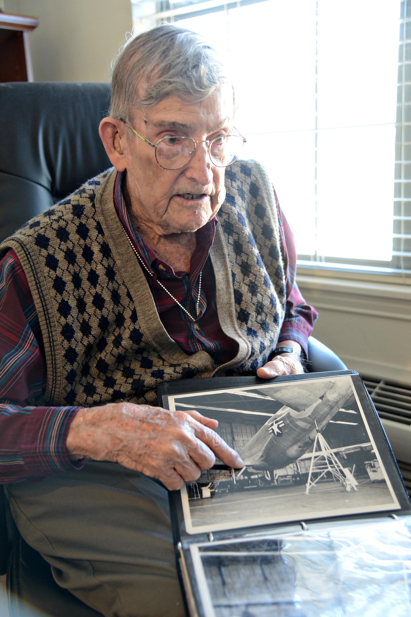 Russell Lathrop, a 90-year old Navy veteran, spent his 42-year career as a Tinker civil service member working his way from a journeyman aircraft electrician to KC-135 logistics and program management. (Air Force photo by Kelly White)