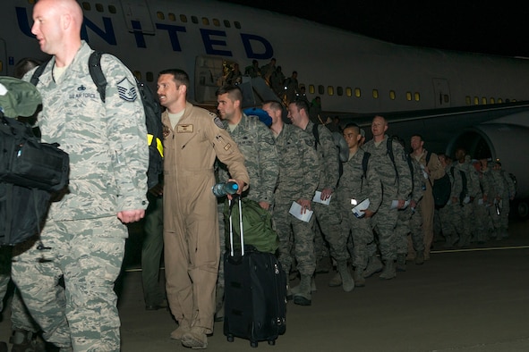 U.S. Air Force Airmen return home from a six-month deployment on Mar. 20, 2017, Barksdale Air Force Base, La. The Airmen are assigned to the 2nd Bomb Wing and the Air Force Reserve Command’s 307th Bomb Wing and were deployed to Southwest Asia in support of Operations Inherent Resolve and Freedom’s Sentinel. (U.S. Air Force photo by Master Sgt. Greg Steele/released)