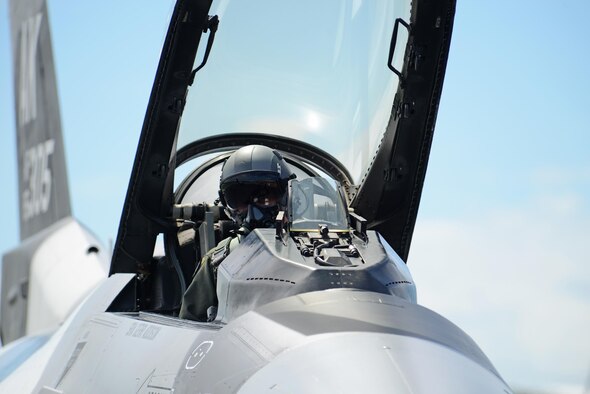 A U.S. Air Force pilot with the 18th Aggressor Squadron and based out of Eielson Air Force Base, Alaska, prepares for taxi in his F-16 Fighting Falcon at Royal Australian Air Force Base Williamtown, during Exercise Diamond Shield 2017 in New South Wales, Australia, March 21, 2017. (U.S. Air Force photo by Tech. Sgt. Steven R. Doty)