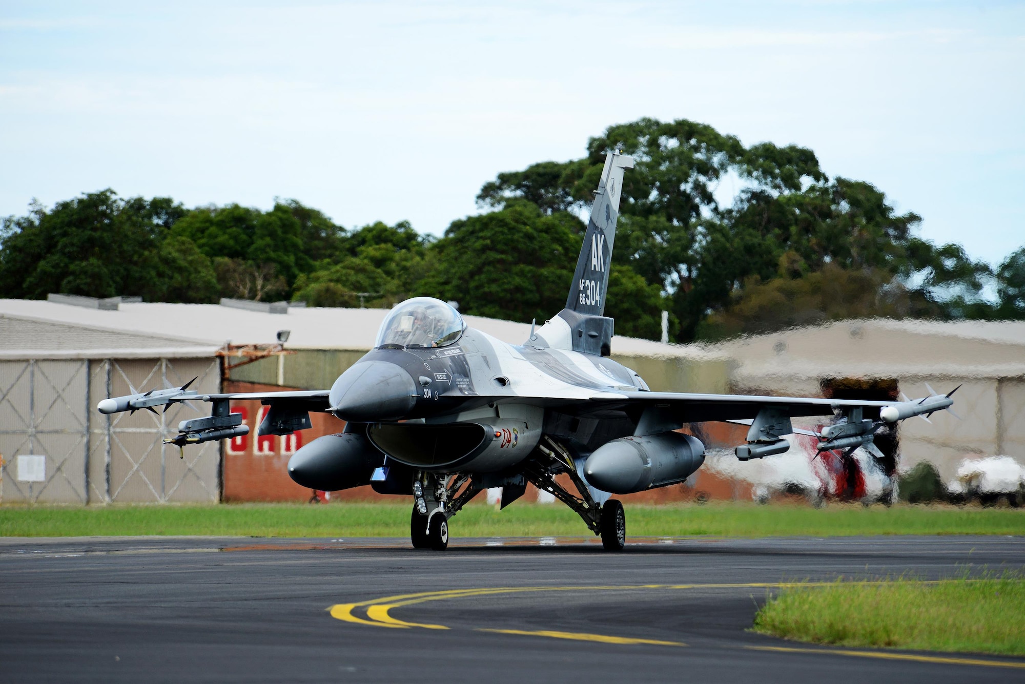 A U.S. Air Force F-16 Fighting Falcon taxis at Royal Australian Air Force Base Williamtown, during Exercise Diamond Shield 2017 in New South Wales, Australia, March 21, 2017. (U.S. Air Force photo by Tech. Sgt. Steven R. Doty)