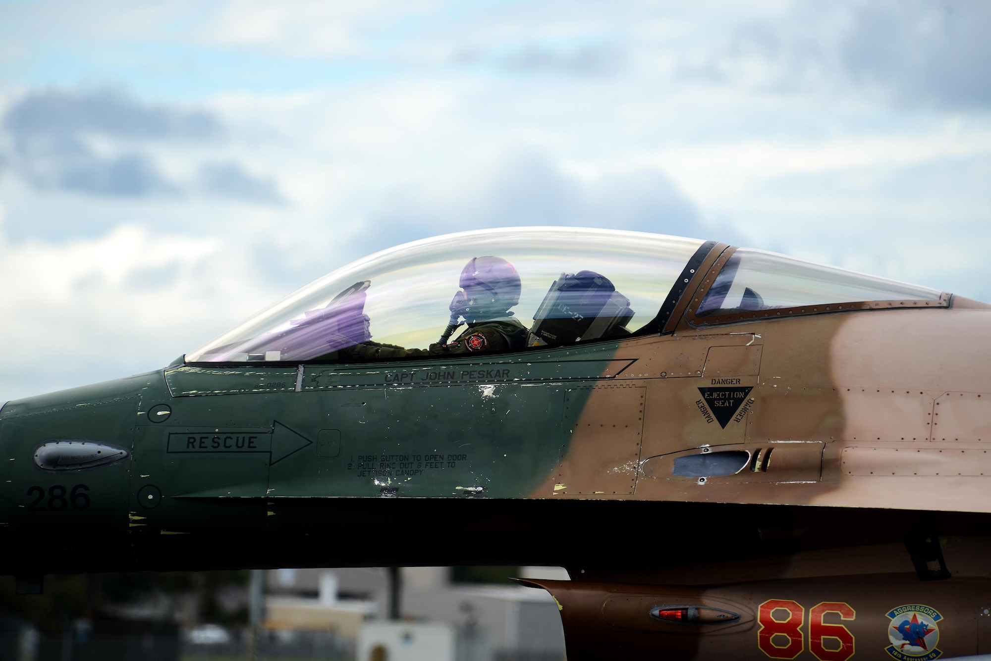 A U.S. Air Force F-16 Fighting Falcon taxis at Royal Australian Air Force Base Williamtown, during Exercise Diamond Shield 2017 in New South Wales, Australia, March 21, 2017. (U.S. Air Force photo by Tech. Sgt. Steven R. Doty)