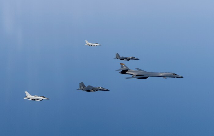 A U.S. Air Force B-1B Lancer flies in formation with Republic of Korea F-15Ks and F-16s in the vicinity of the Republic of Korea March 21, 2017. The sortie was carried out as part of U.S. Pacific Command's continuous bomber presence mission. 
