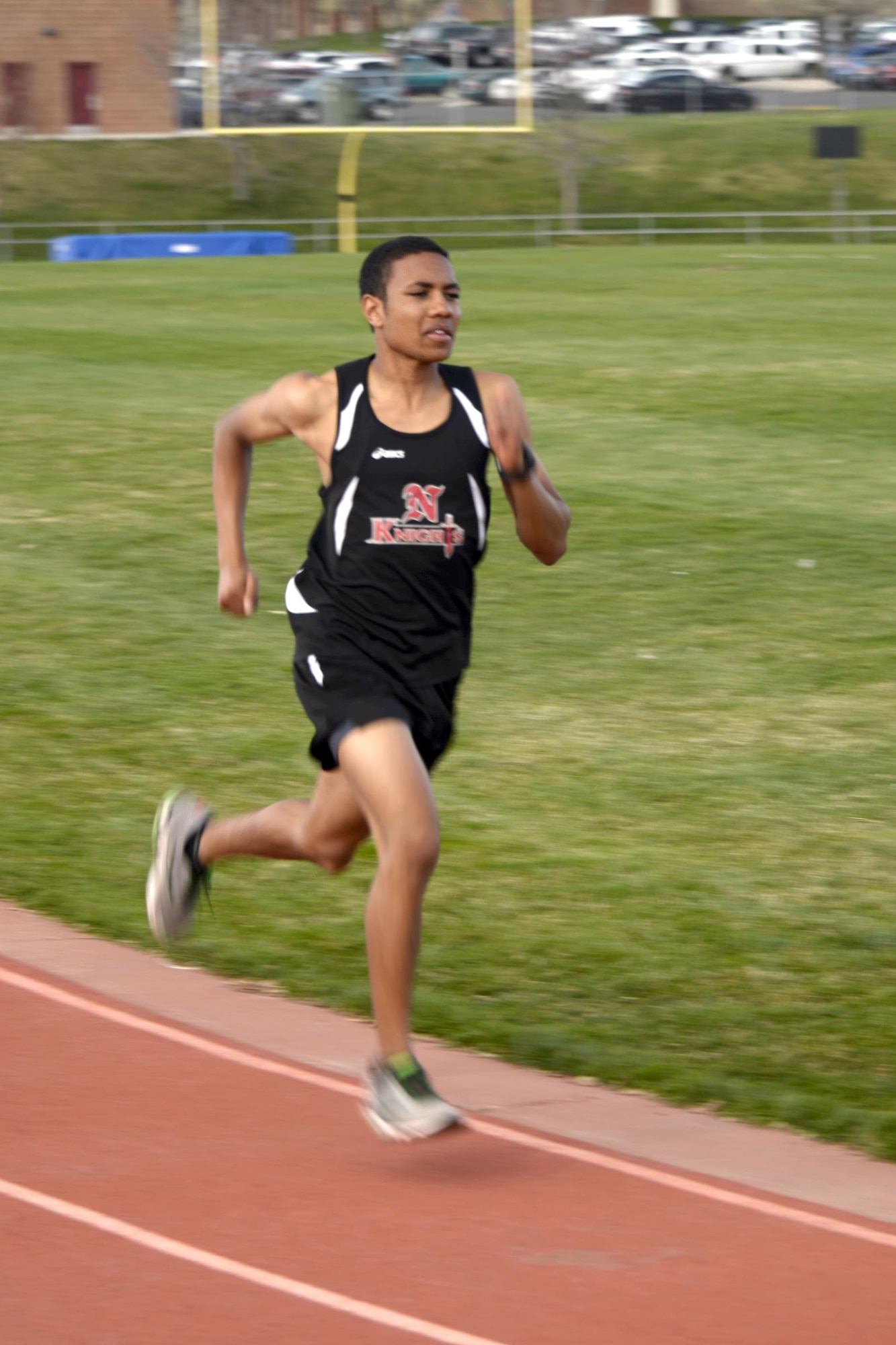 Jamal Braxton runs sprints on the track at Northridge High School in Layton, Utah, March 21. Jamal Braxton poses on the track at Northridge High School in Layton, Utah, March 21. Braxton recently was named the 2017 Operation Homefront Air Force Military Child of the Year. (Air Force photo/Todd Cromar)