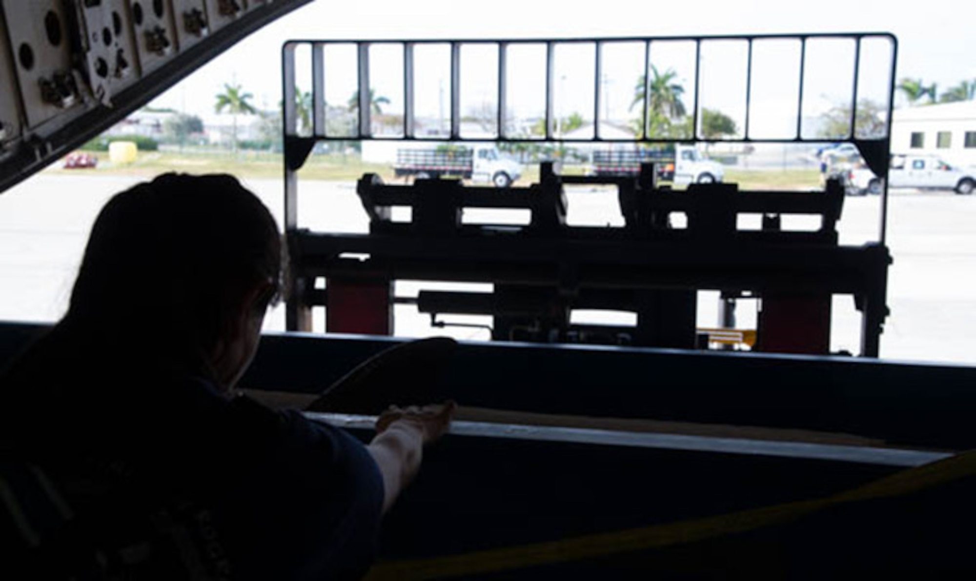 A dolphin from the U.S. Navy’s Marine Mammal Program are unloaded from a C-17 Globemaster III, operated by the 446th Airlift Wing, March 13, 2017. Four dolphins, with trainers and veterinarians, were transported from San Diego to Key West, Florida. (U.S. Air Force photo by David L. Yost)