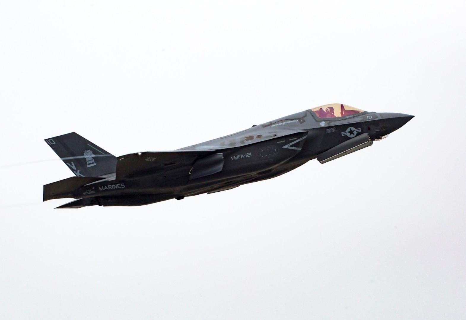 A U.S. Marine Corps F-35B Lightning II with Marine Fighter Attack Squadron (VMFA) 121, takes off from Marine Corps Air Station Iwakuni, Japan, March 23, 2017. VMFA-121 aims to fill close air support missions in support of 5th Anglico for the Korea Marine Exercise Program (KMEP) 17-5 in the Republic of Korea (ROK) later this month.  The Marine Corps will continue to support the ROK-U.S. alliance with the most advanced aircraft platforms in their inventory.  