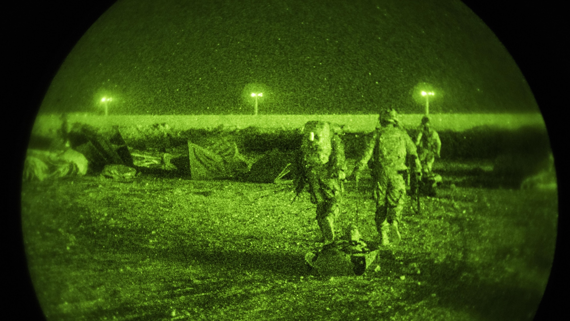 Infantrymen with the 136th Infantry Battalion Chosen Company 2nd Platoon Aerial Reaction Force evacuate a patient during a training exercise involving a downed aircraft March 7, 2017 at Bagram Airfield, Afghanistan. Guardian Angels from the 83rd Expeditionary Rescue Squadron conducted joint personnel recovery training with Task Force Fighting Eagle’s aerial reaction force. (U.S. Air Force photo by Staff Sgt. Katherine Spessa)