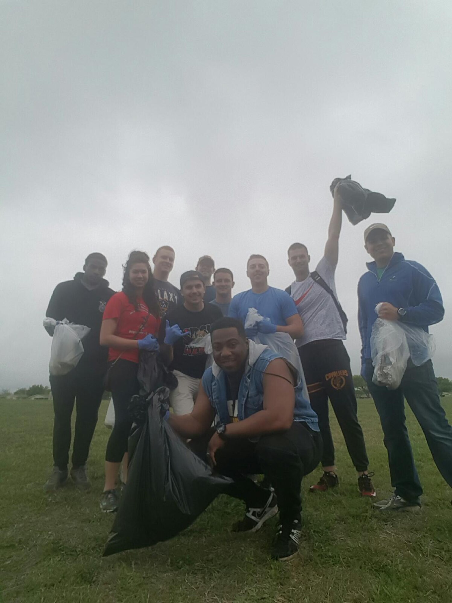 Laughlin Airmen get together and help > Laughlin Air Force Base > Display