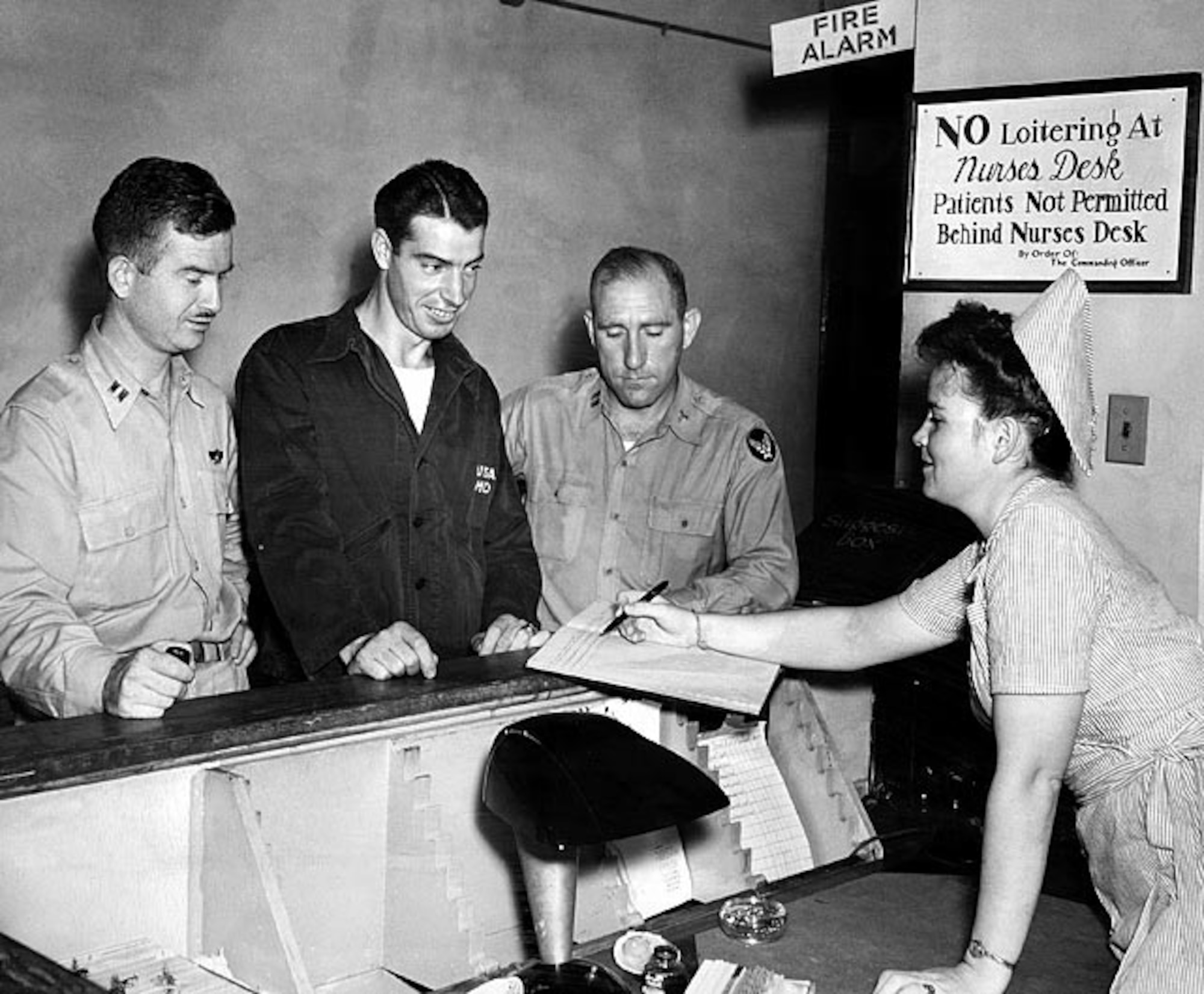 UNITED STATES - AUGUST 25:  Staff Sergeant Joe DiMaggio, back from the pacific where he served with the 7th Air Force, checks in at the AAF Don Ce-Sar Hospital near St. Petersberg, Fla., for stomach disorder treatment.  (Photo by NY Daily News Archive via Getty Images)