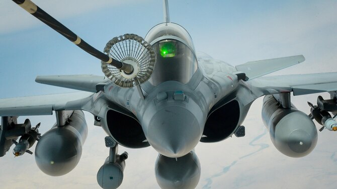 A French air force Dassault Rafale refuels from a U.S. Air Force KC-10 Extender from the 908th Expeditionary Air Refueling Squadron during a Combined Joint Task Force - Operation Inherent Resolve mission March 20, 2017. The KC-10 provides aerial refueling capabilities for U.S. and coalition aircraft as they support Iraqi Security Forces and partnered forces as they work to liberate territory under the control of Islamic State of Iraq and Syria. (U.S. Air Force photo/Senior Airman Joshua A. Hoskins)