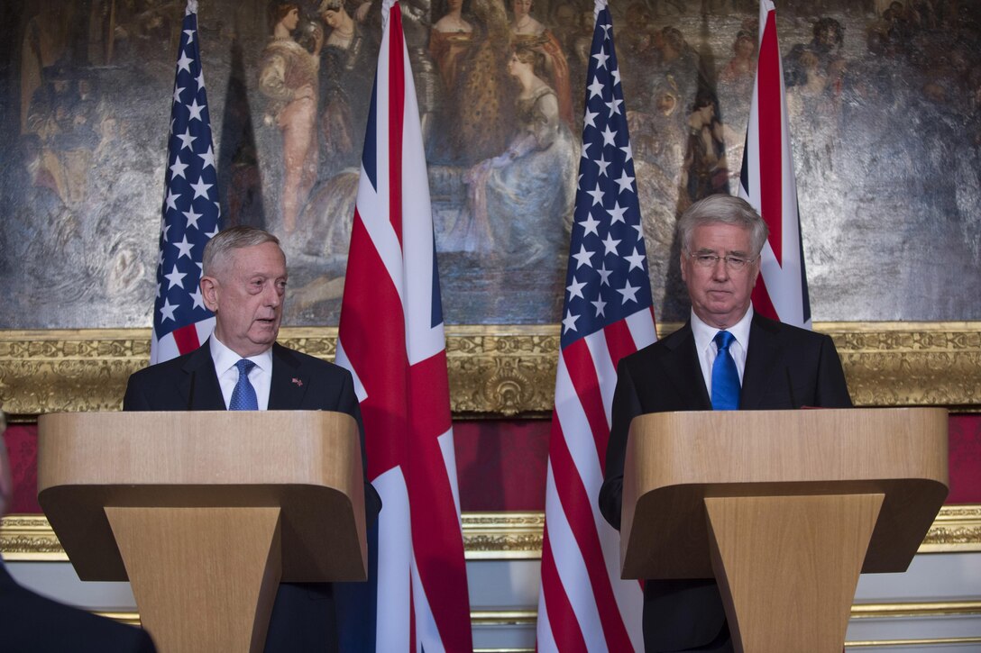 Defense Secretary Jim Mattis and British Defense Secretary Michael Fallon hold a joint news conference at Lancaster House in London, March 31, 2017. DoD photo by Army Sgt. Amber I. Smith