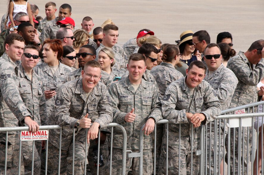 193rd Special Operations Wing Airmen, along with their family and friends, await the arrival of their commander-in-chief, President Donald J. Trump, Middletown, Pennsylvania, April 29, 2017. The president and Vice President Mike Pence landed at the 193rd SOW and were on their way the Harrisburg Farm Show Complex for President Trump’s 100th day rally when they made time to greet those that awaited their arrival. (U.S. Air National Guard Photo by Master Sgt. Culeen Shaffer/Released)