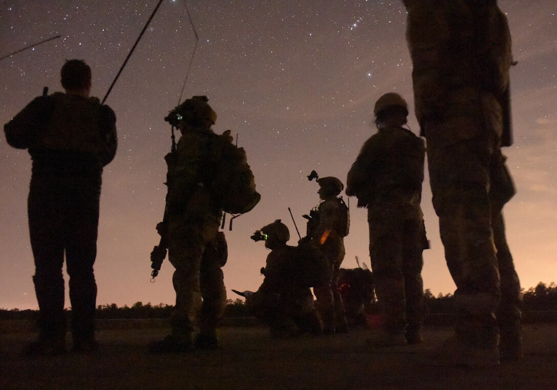 Air Force Special Tactics airmen assigned to the 24th Special Operations Wing conduct close air support training during Emerald Warrior 17 at Eglin Air Force Base, Fla., March 2, 2017. Emerald Warrior is a U.S. Special Operations Command exercise during which joint special operations forces train to respond to various threats across the spectrum of conflict. Air Force photo by Tech. Sgt. Barry Loo