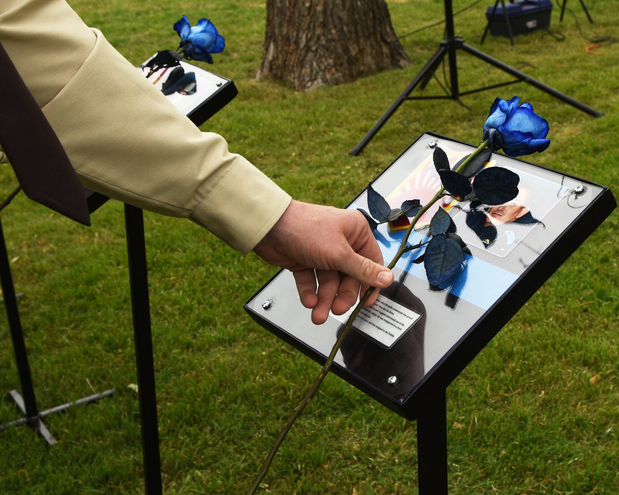 Dyess Honor Guard and 7th Security Forces Squadron Airmen participated in the Peace Officer Flag/Wreath Ceremony in Abilene, Texas, May 3, 2017. The ceremony was held in remembrance of law enforcement officers, including K-9s, across Texas who have died in the line of duty. There were 26 fallen officers honored.