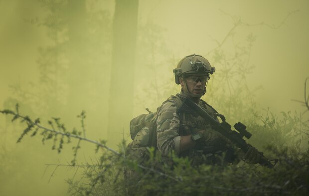 Master Sgt. John Hickman, a combat aviation advisor student with the 6th Special Operations Squadron, provides security during Operation Raven Claw at Duke Field, Fla., April 27, 2017. Air Force Special Operations Command’s 6th SOS is the only unit in AFSOC whose primary mission is to execute combat aviation advisory operations worldwide, in support of U.S. Special Operations Command’s tailor-made theater security cooperation plans. (U.S. Air Force photo by Airman 1st Class Joseph Pick)
