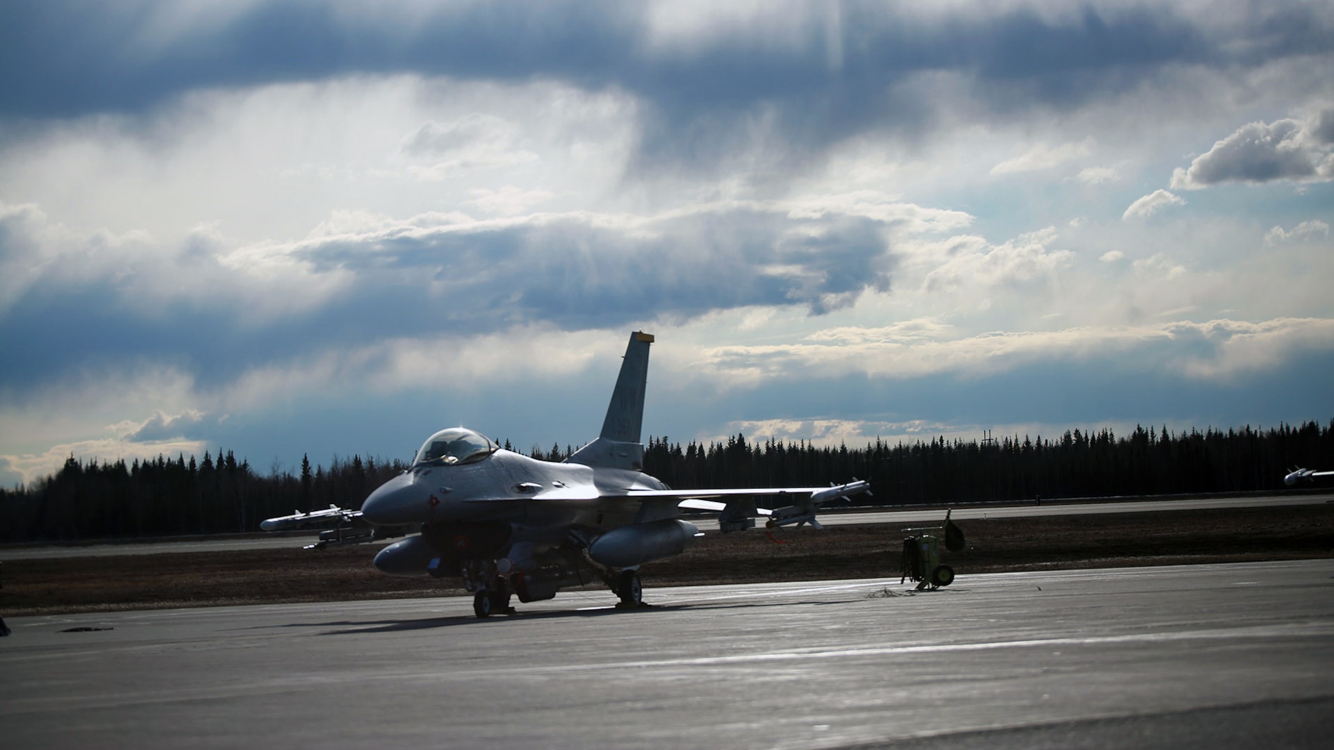 A U.S. Air Force F-16 Fighting Falcon aircraft assigned to the 13th Fighter Squadron, Misawa Air Base, Japan, taxis out during Exercise Northern Edge 2017, at Eileson Air Force Base, Alaska, May 4, 2017. Northern Edge is Alaska’s largest and premier joint training exercise designed to practice operations, techniques and procedures as well as enhance interoperability among the services. Thousands of participants from all the services—Airmen, Soldiers, Sailors, Marines and Coast Guard personnel from active duty, Reserve and National Guard units—are involved. 

