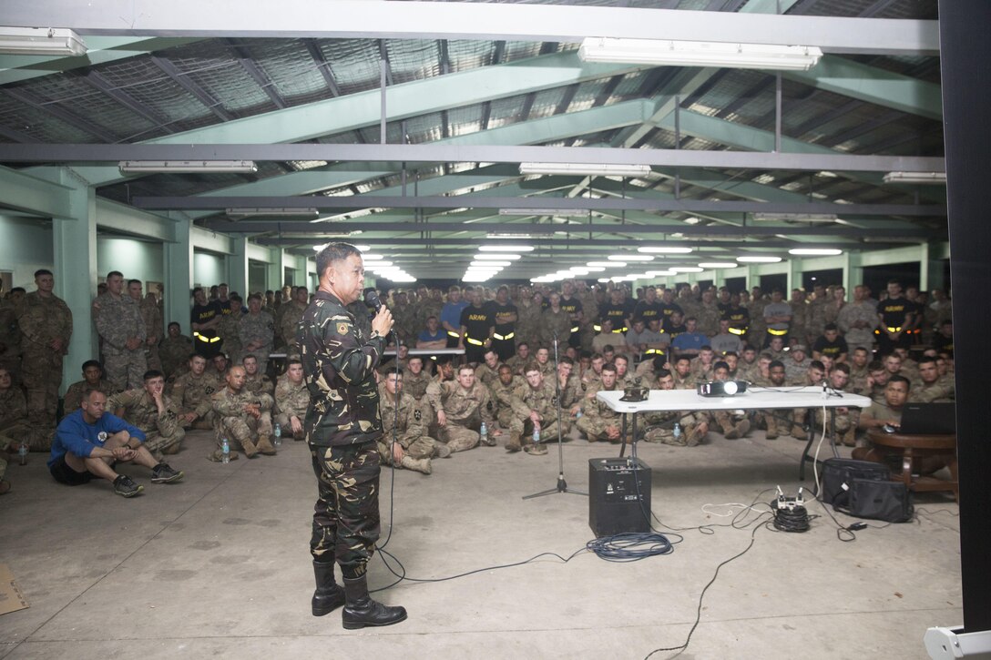 Philippine Army Col. Tony Florendo speaks to U.S. Soldiers about Balikatan 2017 at Fort Magsaysay in Santa Rosa, Nueva Ecija, May 3, 2017. Florendo is the garrison commander of Fort Ramon Magsaysay. Balikatan is an annual U.S.-Philippine bilateral military exercise focused on a variety of missions, including humanitarian assistance and disaster relief, counterterrorism, and other combined military operations. 