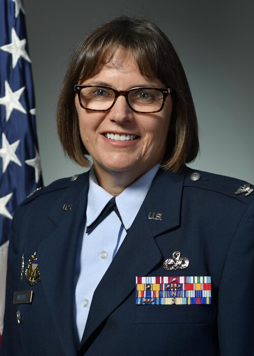 Arledge, Elizabeth official bio photo, Air Force portrait studio, April 4, 2017, Pentagon, Va. (U.S. Air Force photo/Wayne Clark) Edward, Stephen official bio photo, Air Force portrait studio, April 4, 2017, Pentagon, Va. (U.S. Air Force photo/Wayne Clark)