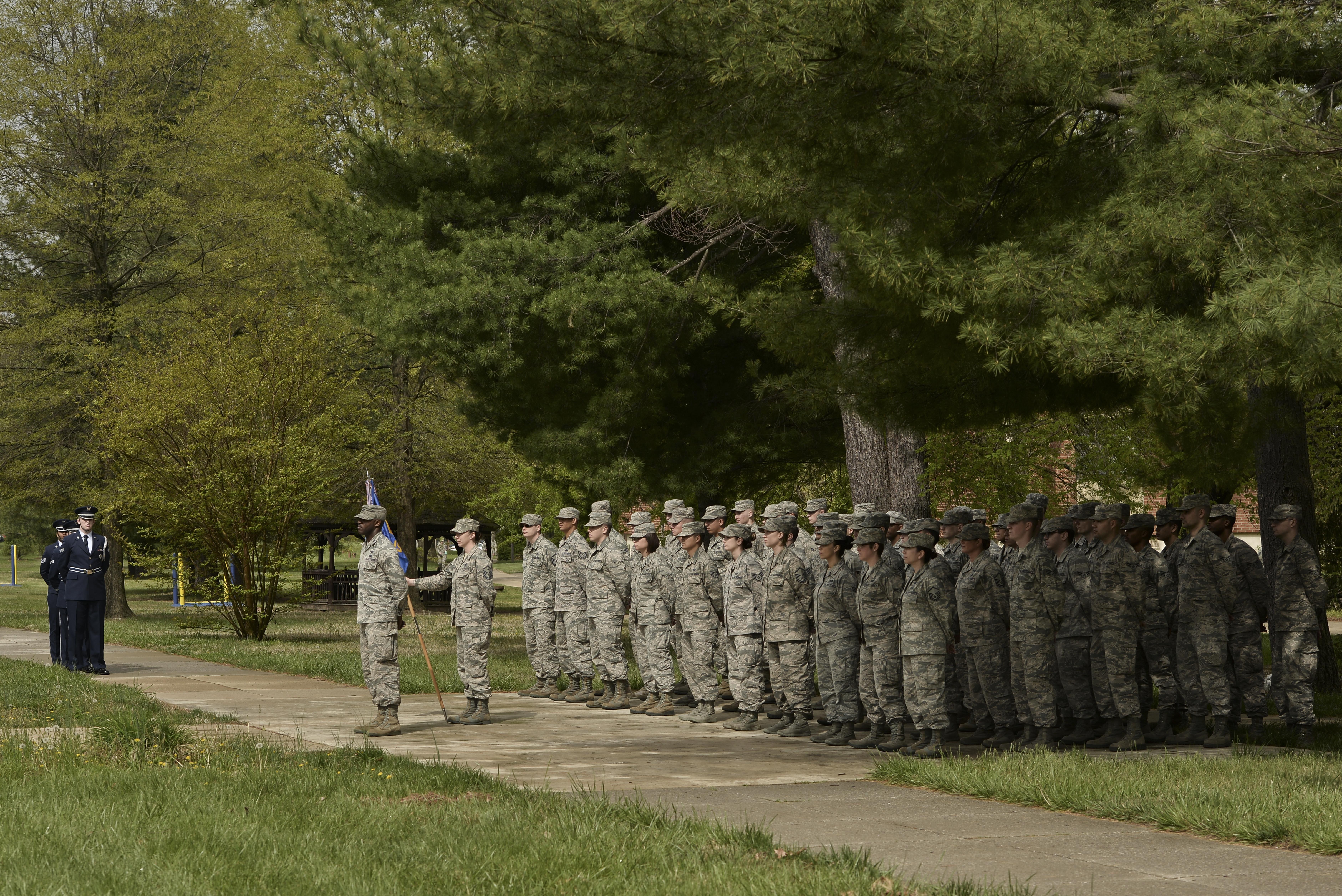 World War Ii Reconnaissance Heritage Honored By 32nd Is