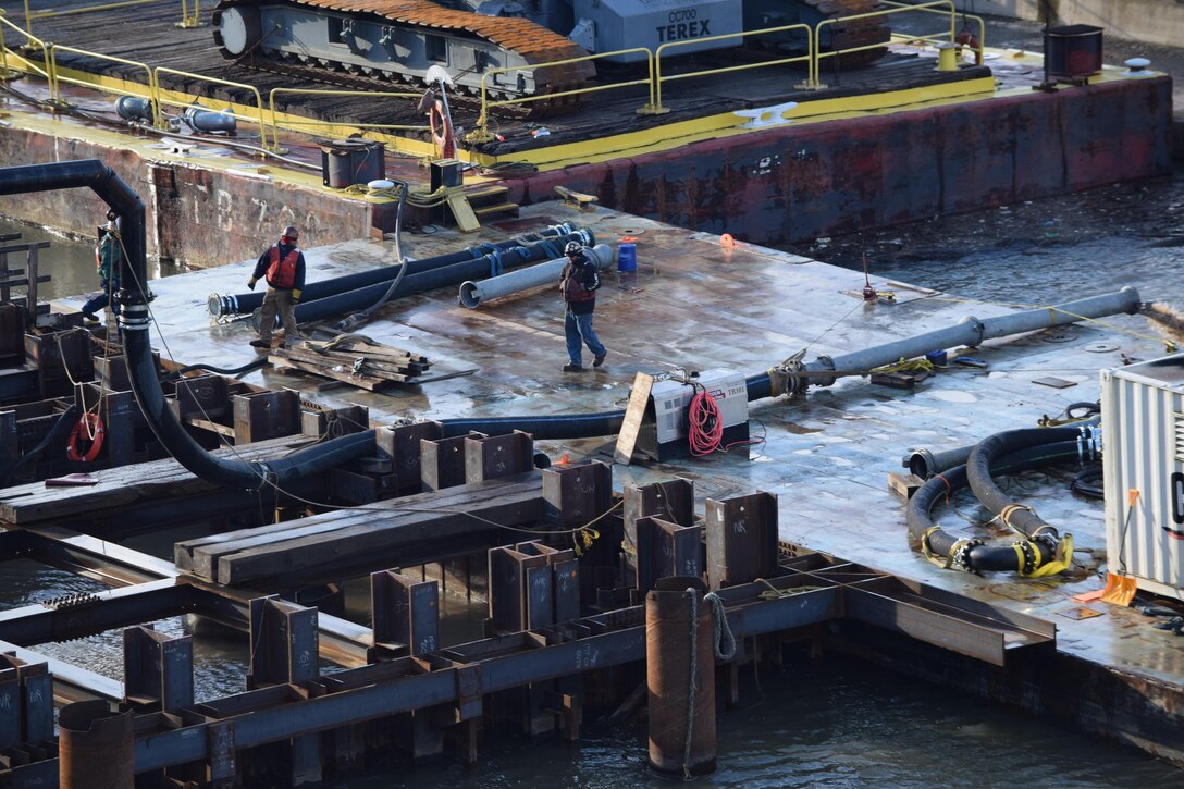 The U.S. Army Corps of Engineers Pittsburgh District is alerting marines that scheduled repairs at Monongahela River Lock and Dam 4 at Charleroi will close the river to navigation from 12 a.m., May 15 through 11:59 p.m., June 16.  