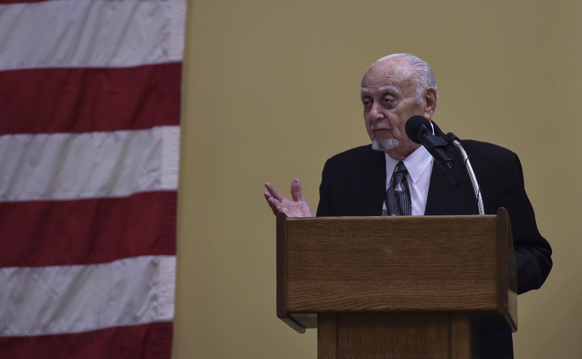 William Becker, former member of the 801st and 492nd Bombardment Group, known as the Carpetbaggers, speaks during Air Force Special Operations Command’s 2016 Outstanding Airmen of the Year banquet at Hurlburt Field, Fla., May 10, 2017. The 801st BG was established at Harrington Field, England, in September 1943. Almost a year later, it would be redesignated as the 492nd BG, a cover for their secret mission—Operation Carpetbagger. During the war, the 492nd BG helped deliver more than 5,000 tons of supplies including 18,535 containers, 10,700 packages, 662 spies and approximately one million gallons of fuel. (U.S. Air Force photo by Airman 1st Class Joseph Pick)