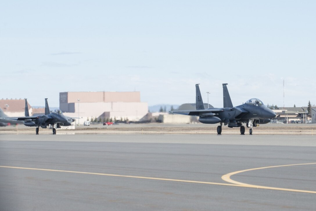 Eielson Air Force Base– A U.S. Air Force F-16 Fighting Falcon aircraft assigned to the 18th Aggressor Squadron takes off for a sortie from Eielson Air Force Base, Alaska, May 1, 2017 during NORTHERN EDGE 2017 (NE17). NE17 is Alaska’s premier joint training exercise designed to practice operations, techniques and procedures as well as enhance interoperability among the services. Thousands of participants from all the services, Airmen, Soldiers, Sailors, Marines and Coast Guardsmen from active duty, Reserve and National Guard units are involved. (U.S. Air Force photo/Staff Sgt. Ashley Nicole Taylor) 