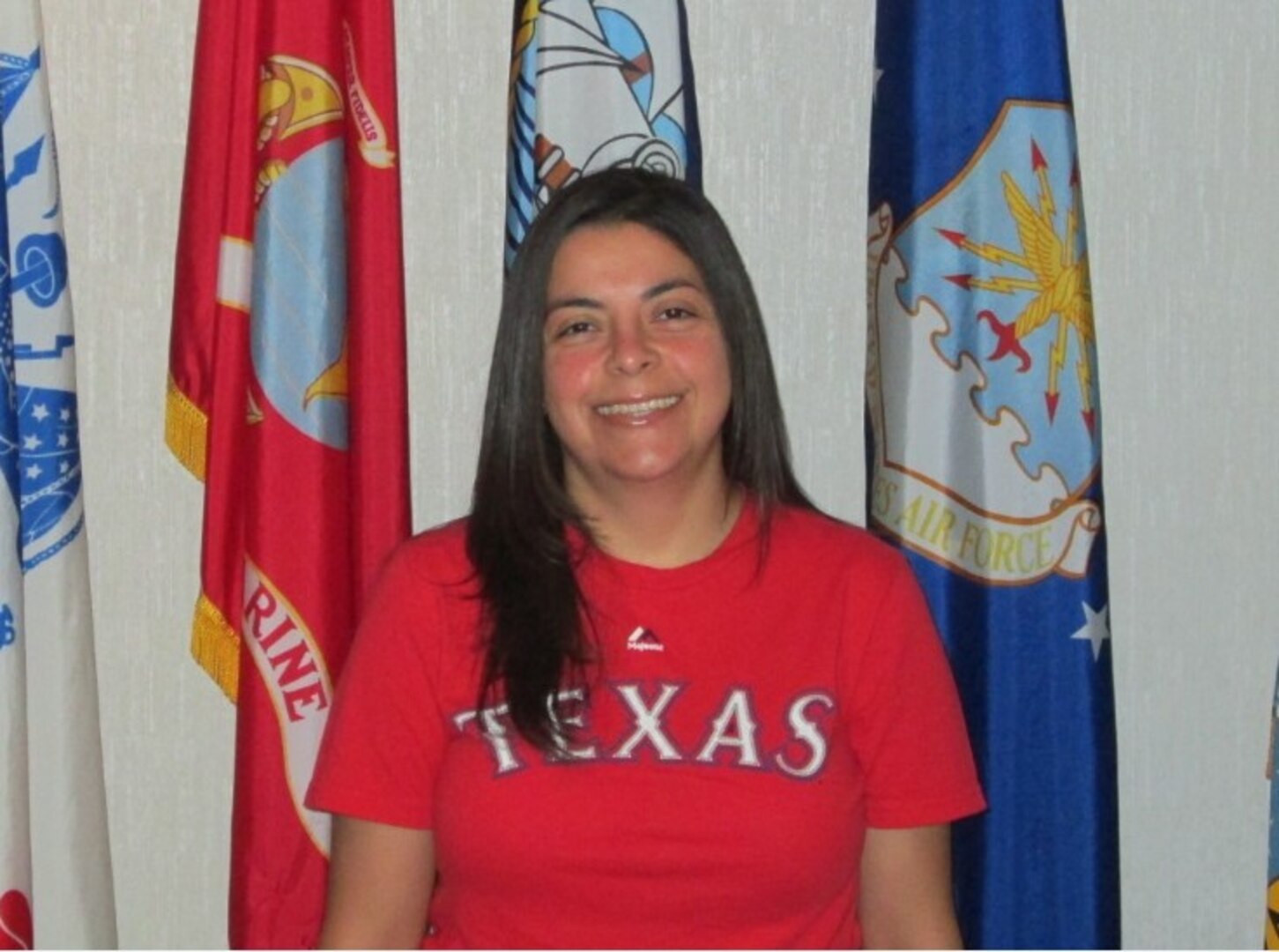 Emily Fernandez, a distribution process worker at DLA Distribution Corpus Christi, Texas has been named DLA Distribution Employee of the Quarter for the fourth quarter of fiscal year 2016.
