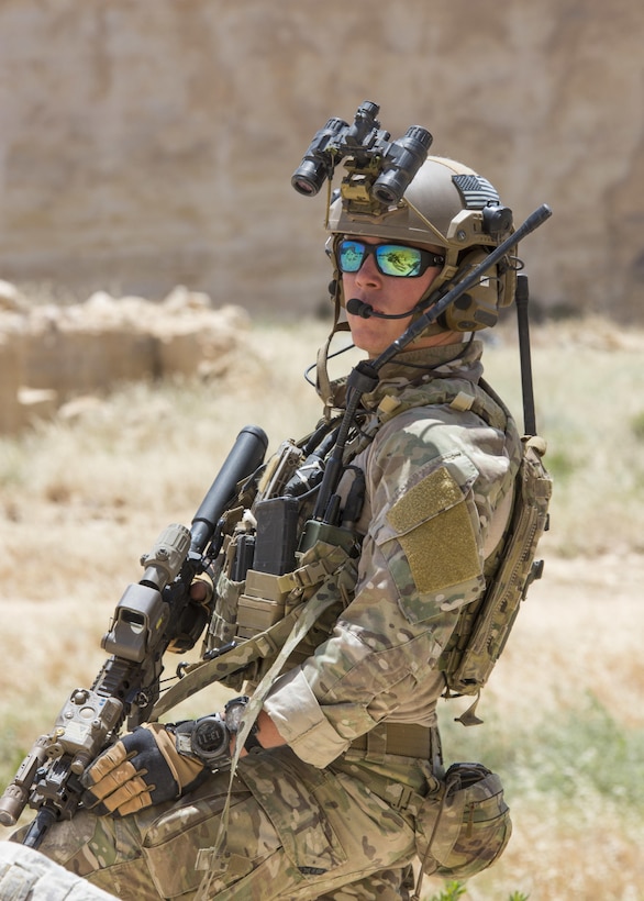 AMMAN, Jordan (May 11, 2017) A member of Air Force Special Operations, assigned to the 23rd Special Tactics Squadron, provides security during a combat search and rescue exercise in support of Eager Lion 2017. Eager Lion is an annual U.S. Central Command exercise in Jordan designed to strengthen military-to-military relationships between the U.S., Jordan and other international partners. This year's iteration is comprised of about 7,200 military personnel from more than 20 nations that will respond to scenarios involving border security, command and control, cyber defense and battlespace management. (U.S. Navy photo by Mass Communication Specialist 2nd Class Christopher Lange/Released)