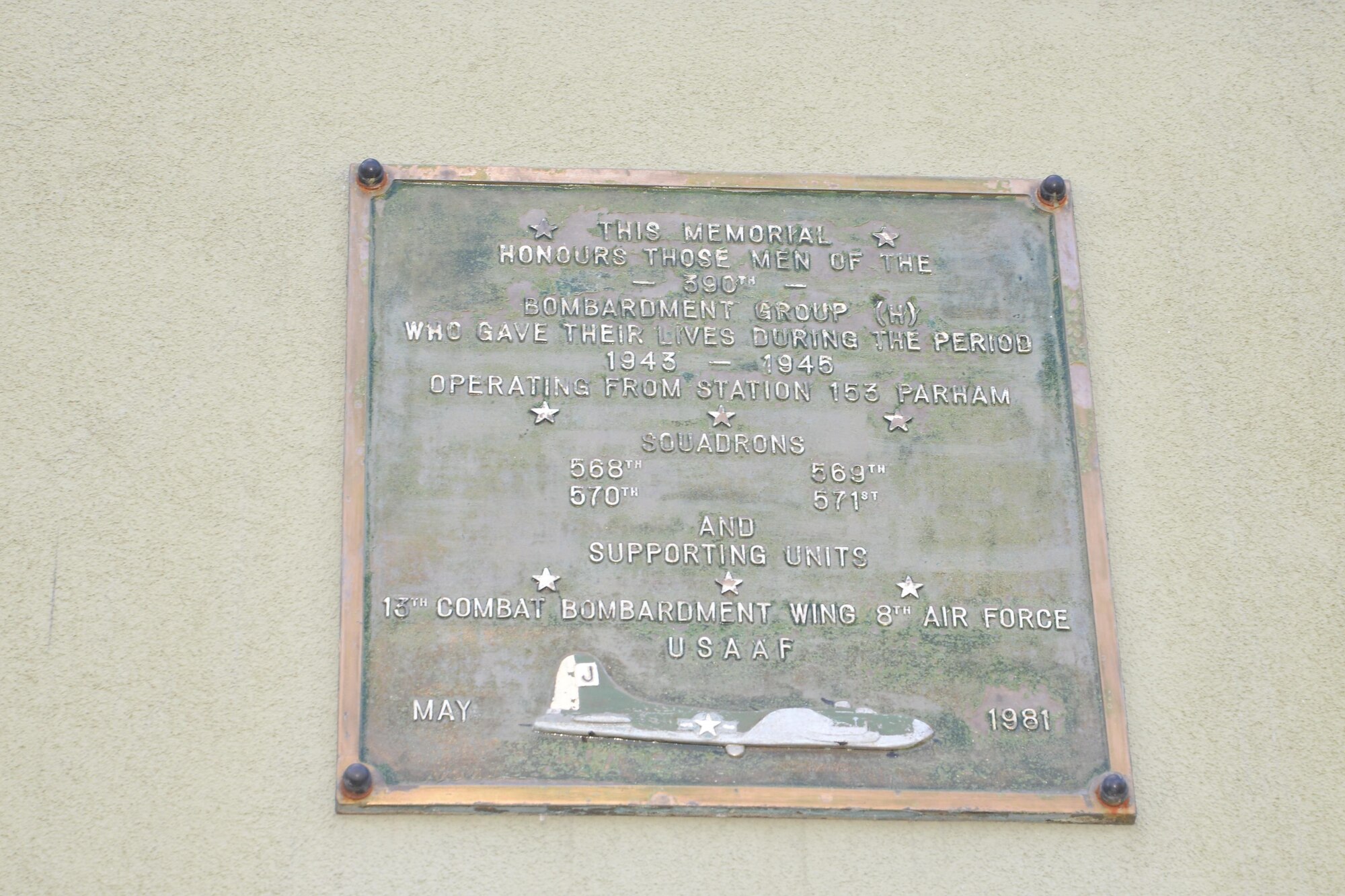 A plaque commemorating those who served as part of the 390th Bombardment Group (Heavy) who gave their lives between 1943 and 1945 is on display May 10, 2017, at the Parham Airfield Museum, near Framlingham, Suffolk. World War II veterans from the 100th Bombardment Group (Heavy), their families and other members of the 100th BG Foundation visited RAF Mildenhall and and toured former East Anglian World War II bases including Thorpe Abbots, Horham and Rattlesden. (U.S. Air Force photo by Karen Abeyasekere)