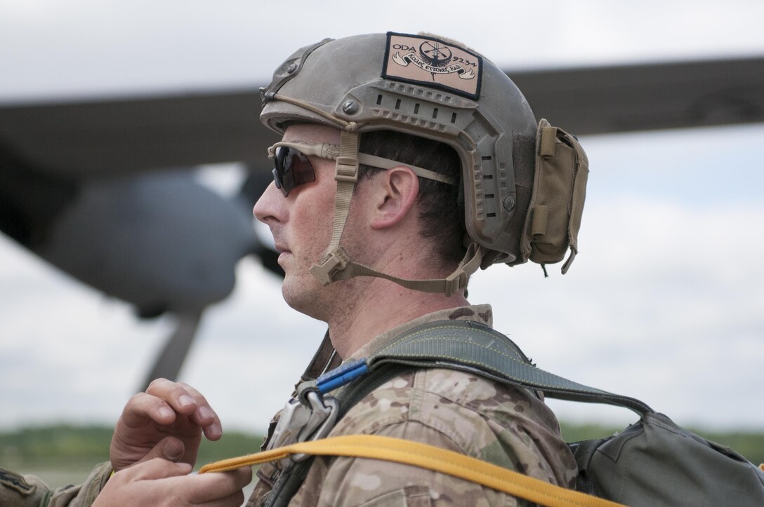 U.S. Army Staff Sgt. Jacob Slife, with West Virginia Army National Guard 2nd Battalion, 19th Special Forces Group, gets inspected for a static-line jump from a C-130 aircraft on Saturday, March 13, 2017, during the Wings Over Pittsburgh Open House. Soldiers teamed up with the 911th Airlift Wing and the 758th Aviation Squadron in Coraopolis, Pennsylvania. for the two-day event held over Mother's Day weekend. (U.S. Army photo by Staff Sgt. Shaiyla Hakeem/Released).