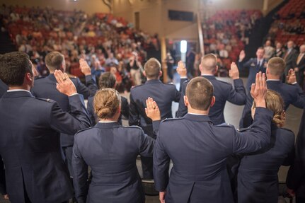 Eleven Clemson University Air Force Reserve Officers’ Training Corps cadets take the oath of office during their commissioning ceremony, May 10, 2017. (U.S. Army Reserve photo by Staff Sgt. Ken Scar)