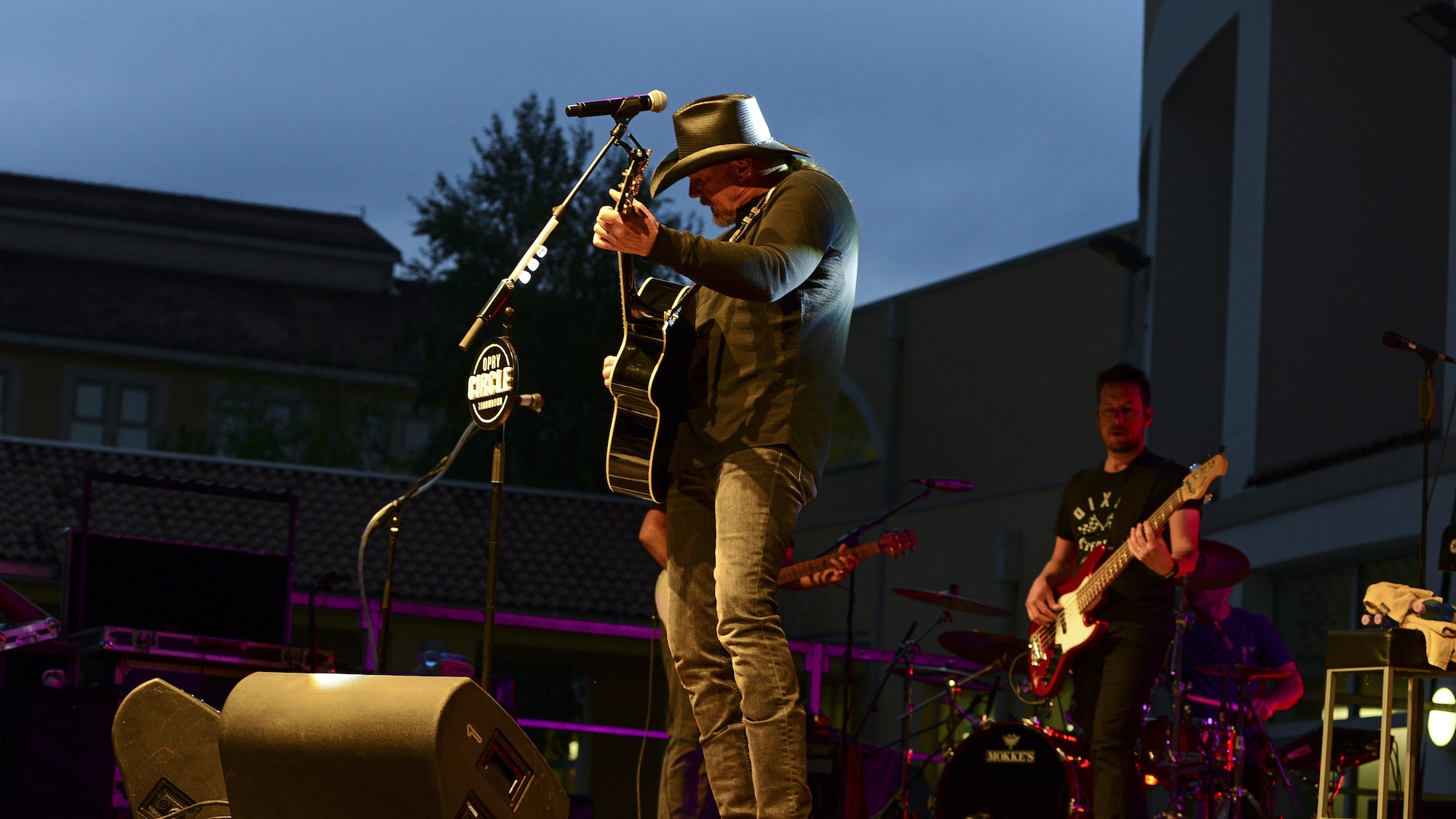 Trace Adkins, country music entertainer, plays his guitar during a concert at Aviano Air Base, Italy, May 12, 2017. This is part of Adkins’ Spain and Italy USO tour. (Photo by U.S. Air Force Airman 1st Class Ryan Brooks)